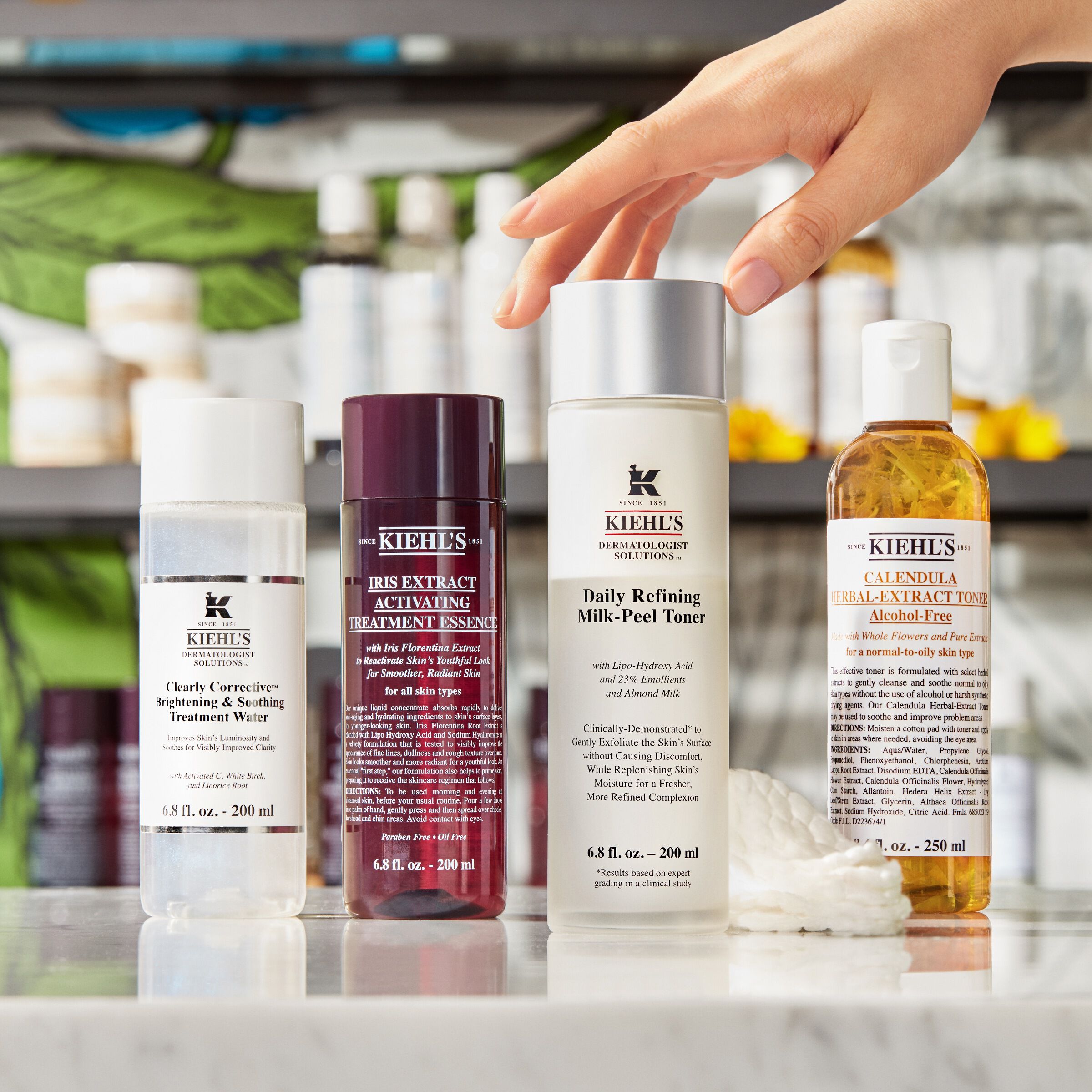 Daily Refining Milk-Peel Toner - Loțiune tonică pentru hidratare și exfoliere zilnică