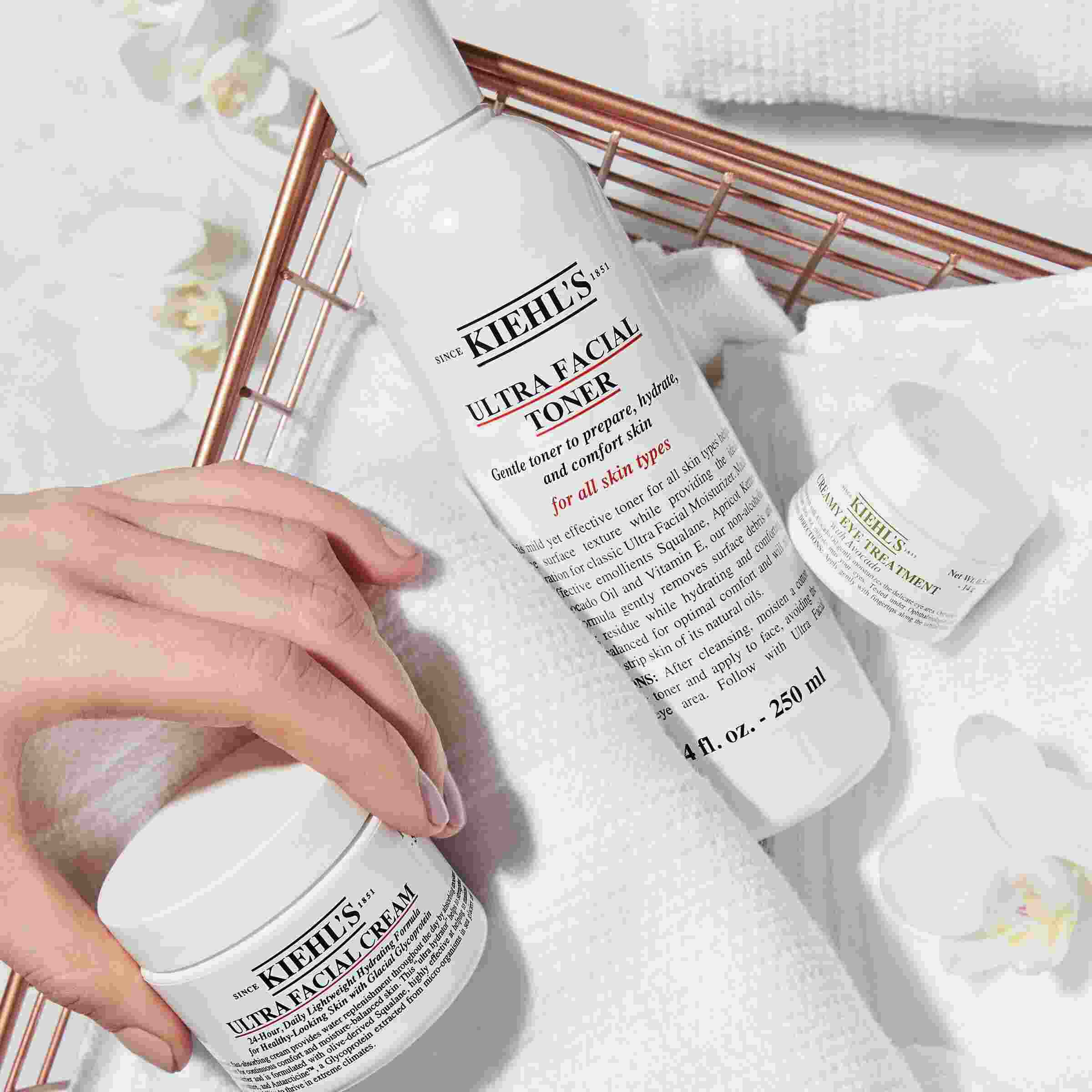 Ultra Facial Toner - Loțiune tonică pentru toate tipurile de ten