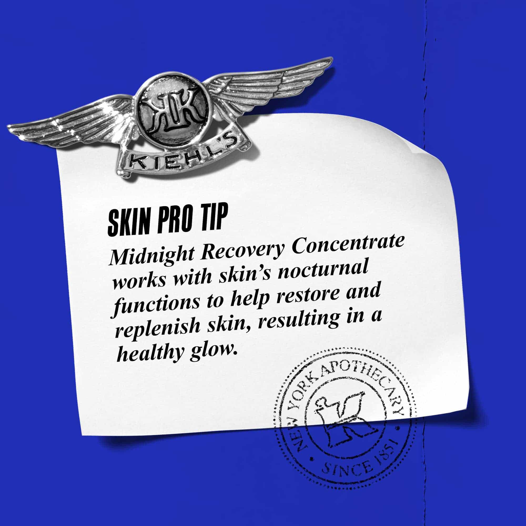 Grafică cu textul: „Sfat de la experți: Midnight Recovery Concentrate lucrează cu funcțiile nocturne ale pielii pentru a ajuta la refacerea și regenerarea acesteia, rezultand intr-o strălucire sănătoasă.”