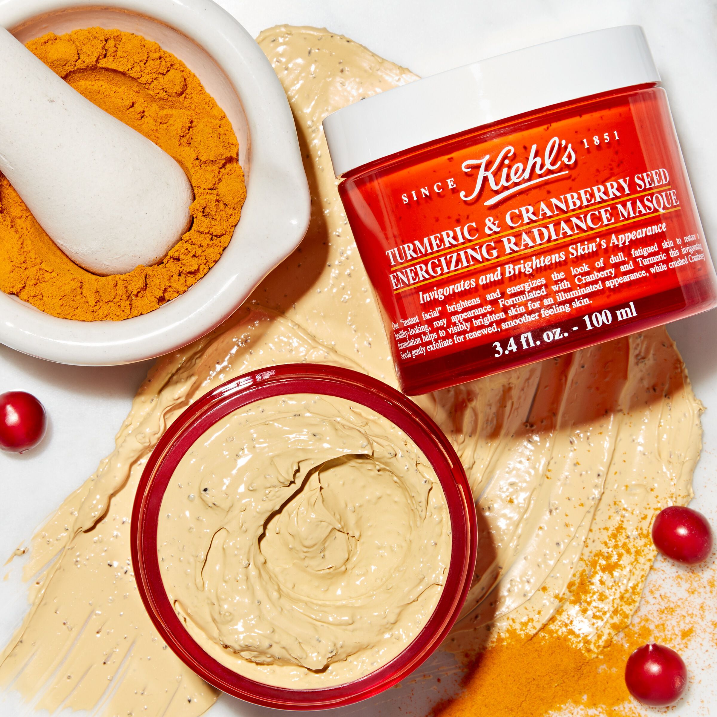 Turmeric & Cranberry Seed Energizing Radiance Mask - Mască pentru luminozitate și curățare