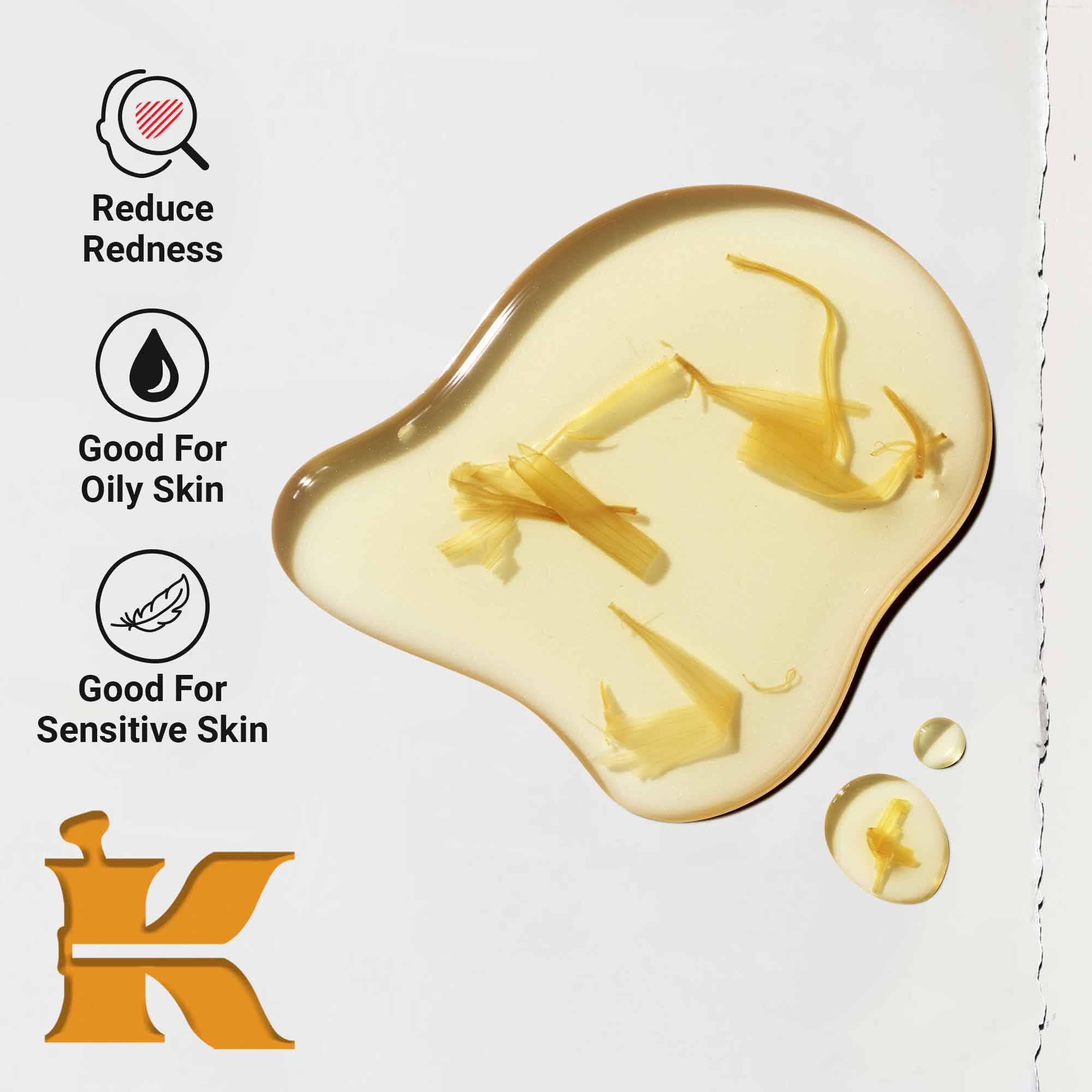 Gros-plan cu textura tonerului Calendula Herbal-Extract prezentand o dară de lichid infuzat cu petale de gălbenele. Textul evidențiază beneficiile pentru reducerea roșeții și potrivirea pentru tenul gras și sensibil.