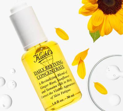 Flacon de ulei concentrat revitalizant Kiehl's, cu ingrediente precum ghimbir, floarea-soarelui și ulei de tamanu.